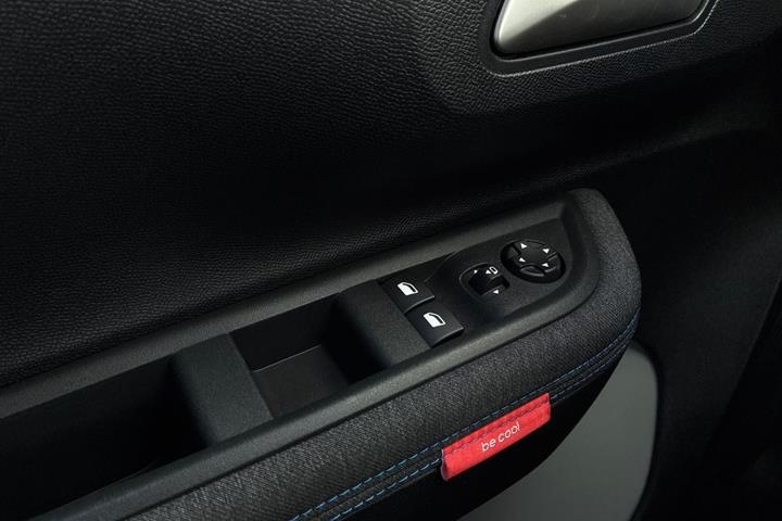 Grå Citroën ë-C3 fra 2025