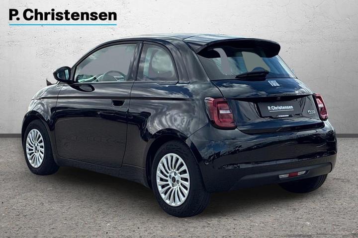 Sort Fiat 500e fra 2023