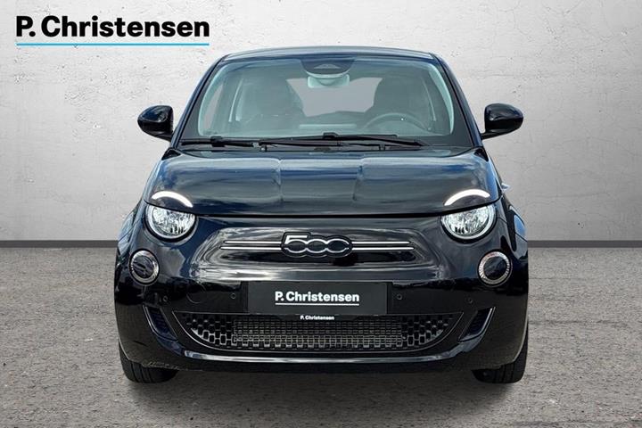 Sort Fiat 500e fra 2023