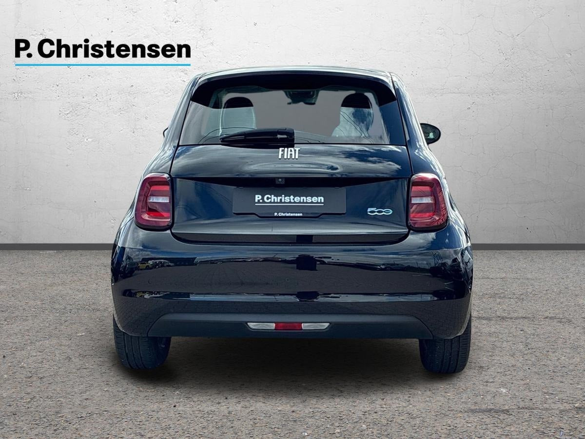 Sort Fiat 500e fra 2023