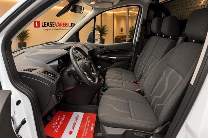 Hvid Ford Transit Connect fra 2015