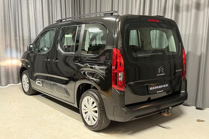 Sort Citroën Berlingo fra 2019