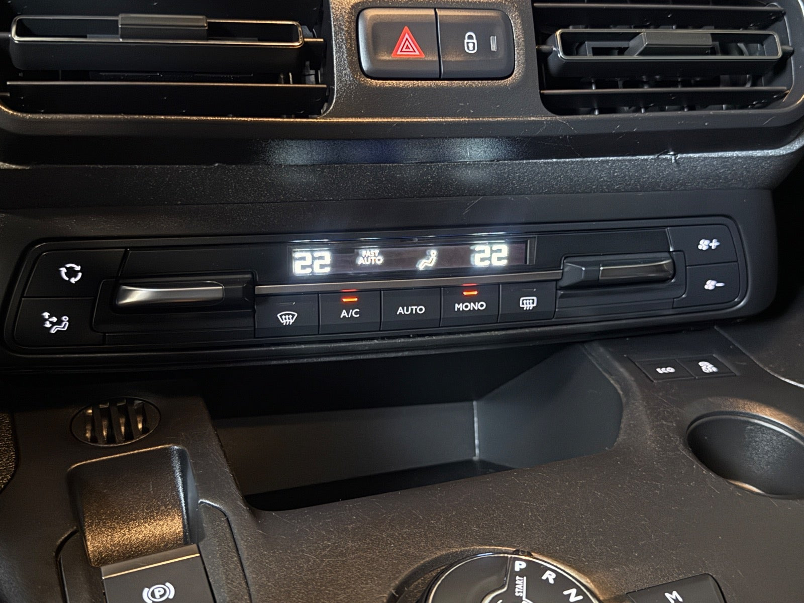 Sort Citroën Berlingo fra 2019