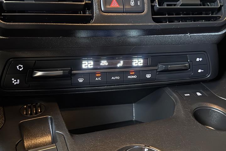 Sort Citroën Berlingo fra 2019