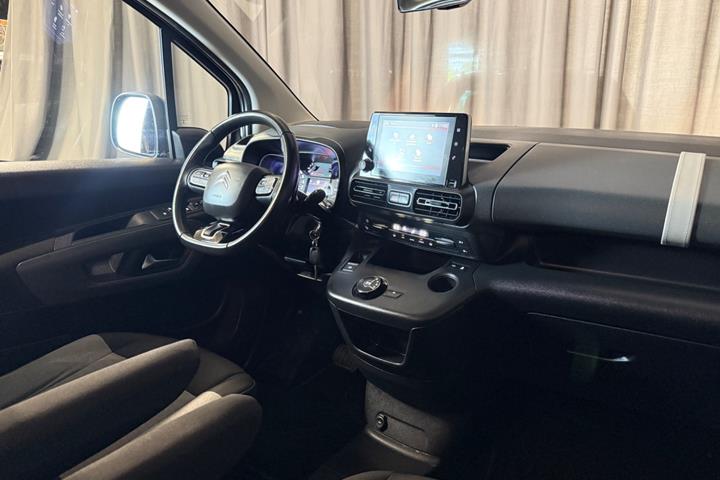 Sort Citroën Berlingo fra 2019