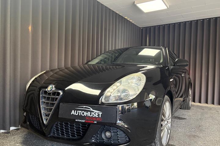 undefined Alfa Romeo Giulietta fra 2011