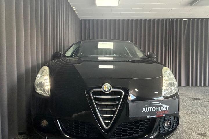 undefined Alfa Romeo Giulietta fra 2011