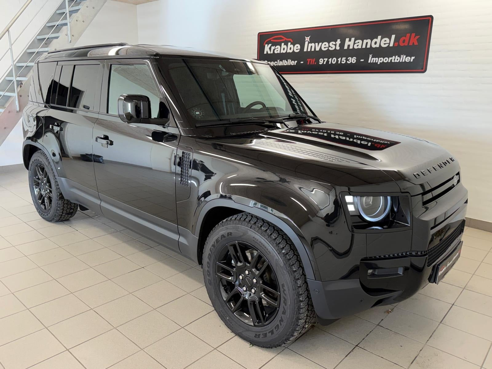 Sort Land Rover Defender 110 fra 2026