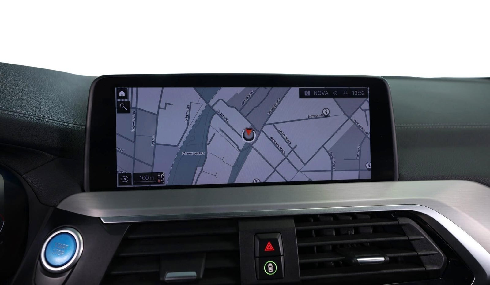 Blå BMW iX3 fra 2021