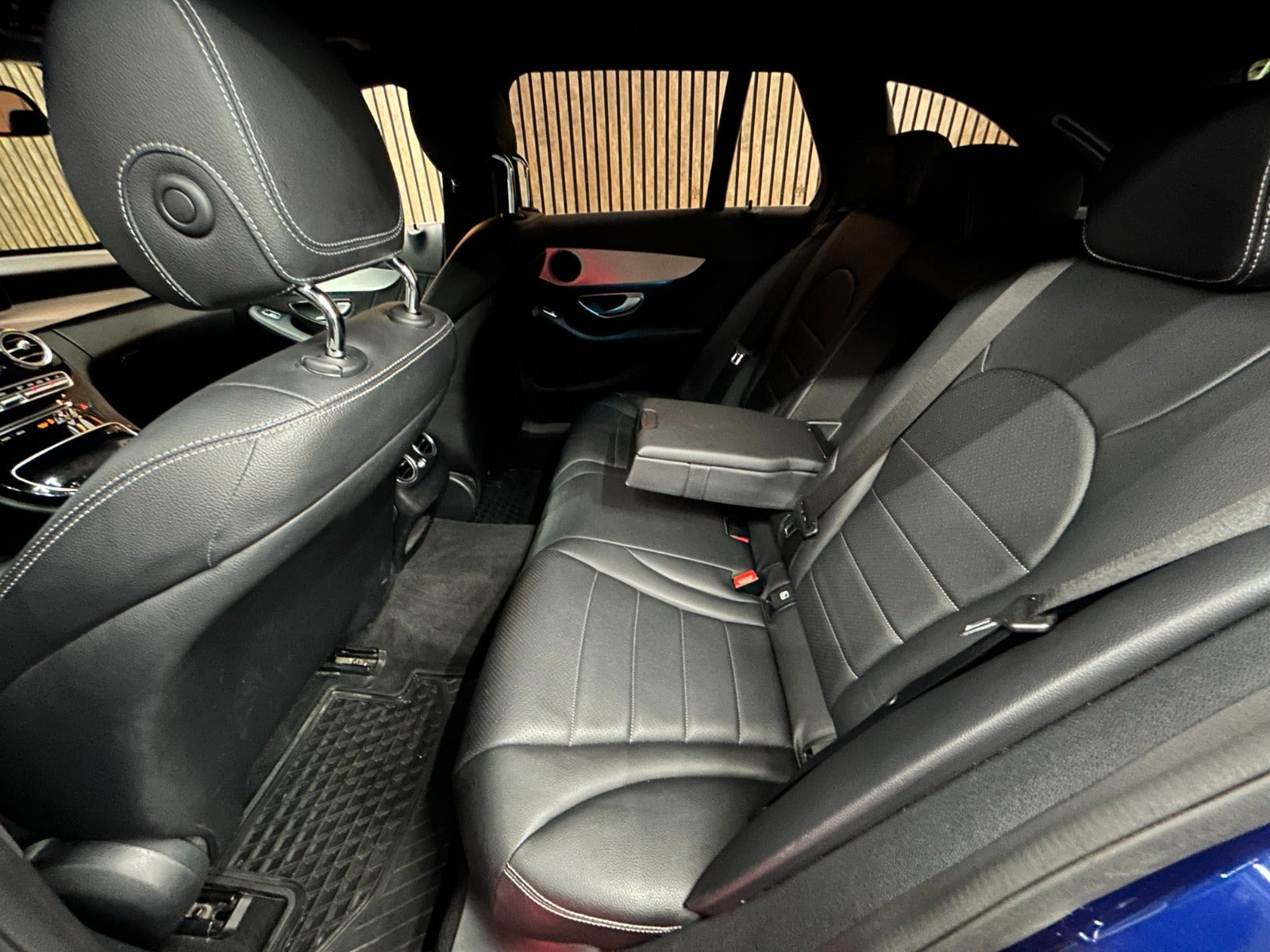 Sort Mercedes C220 d fra 2017