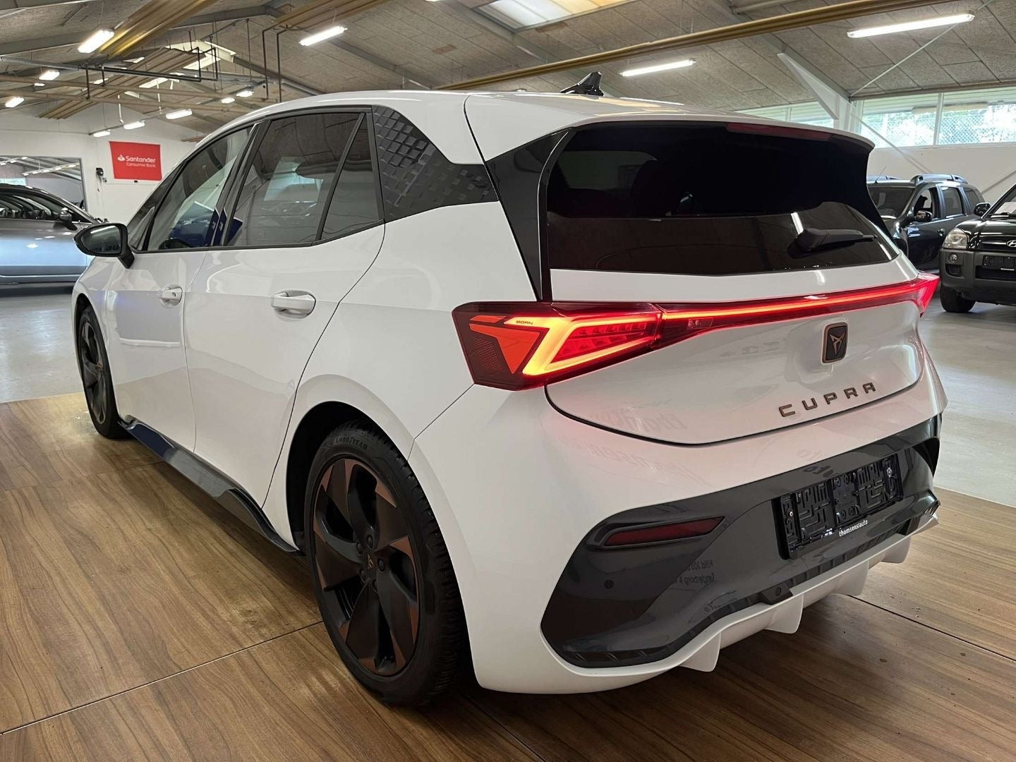 Grøn Cupra Born fra 2023
