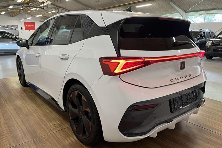 Grøn Cupra Born fra 2023