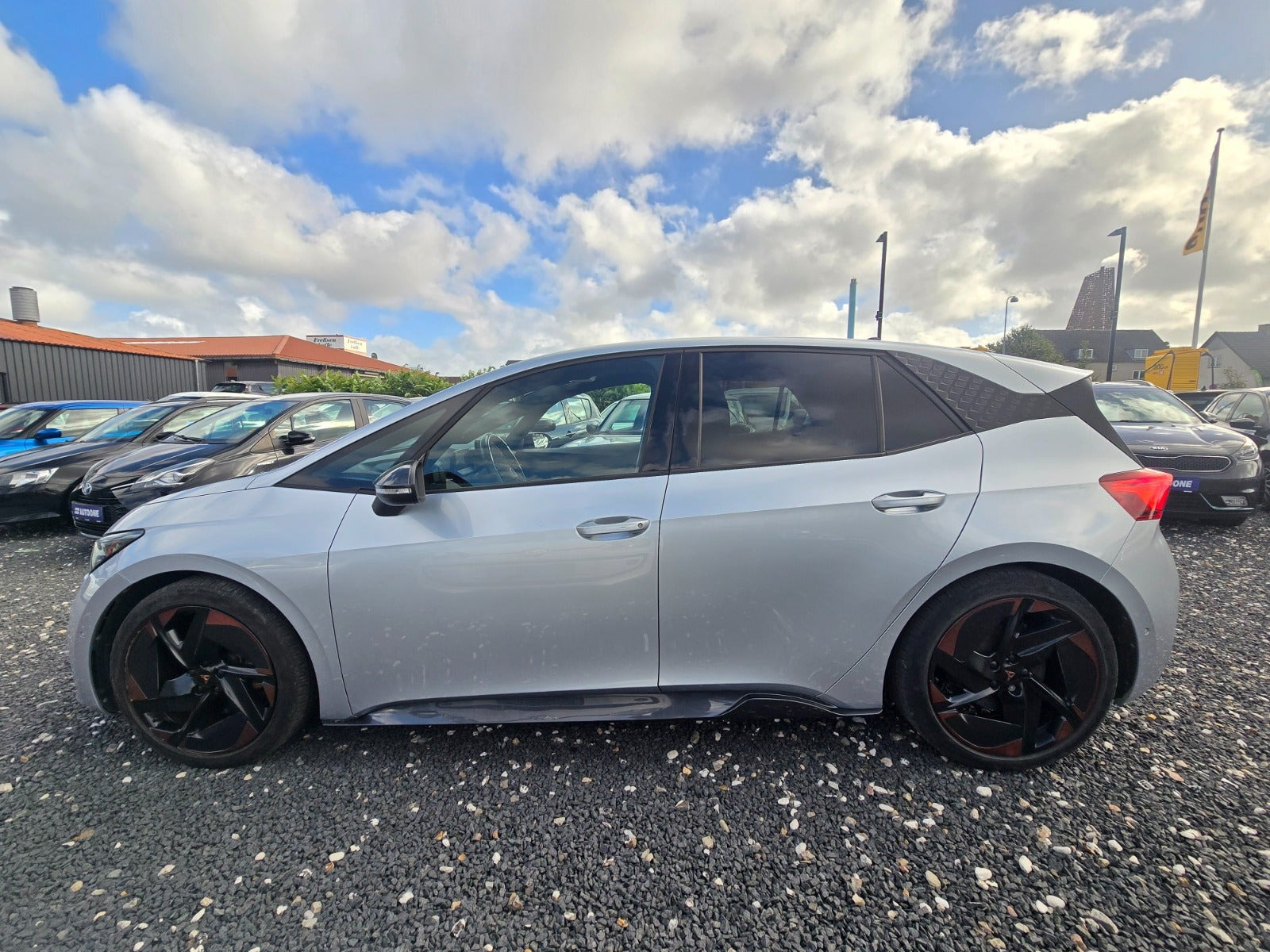 Sølv Cupra Born fra 2022