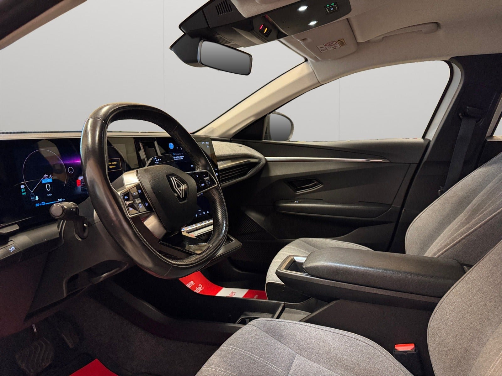 Hvid Renault Megane E-Tech fra 2022