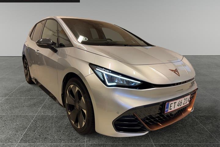 Sølv Cupra Born fra 2022