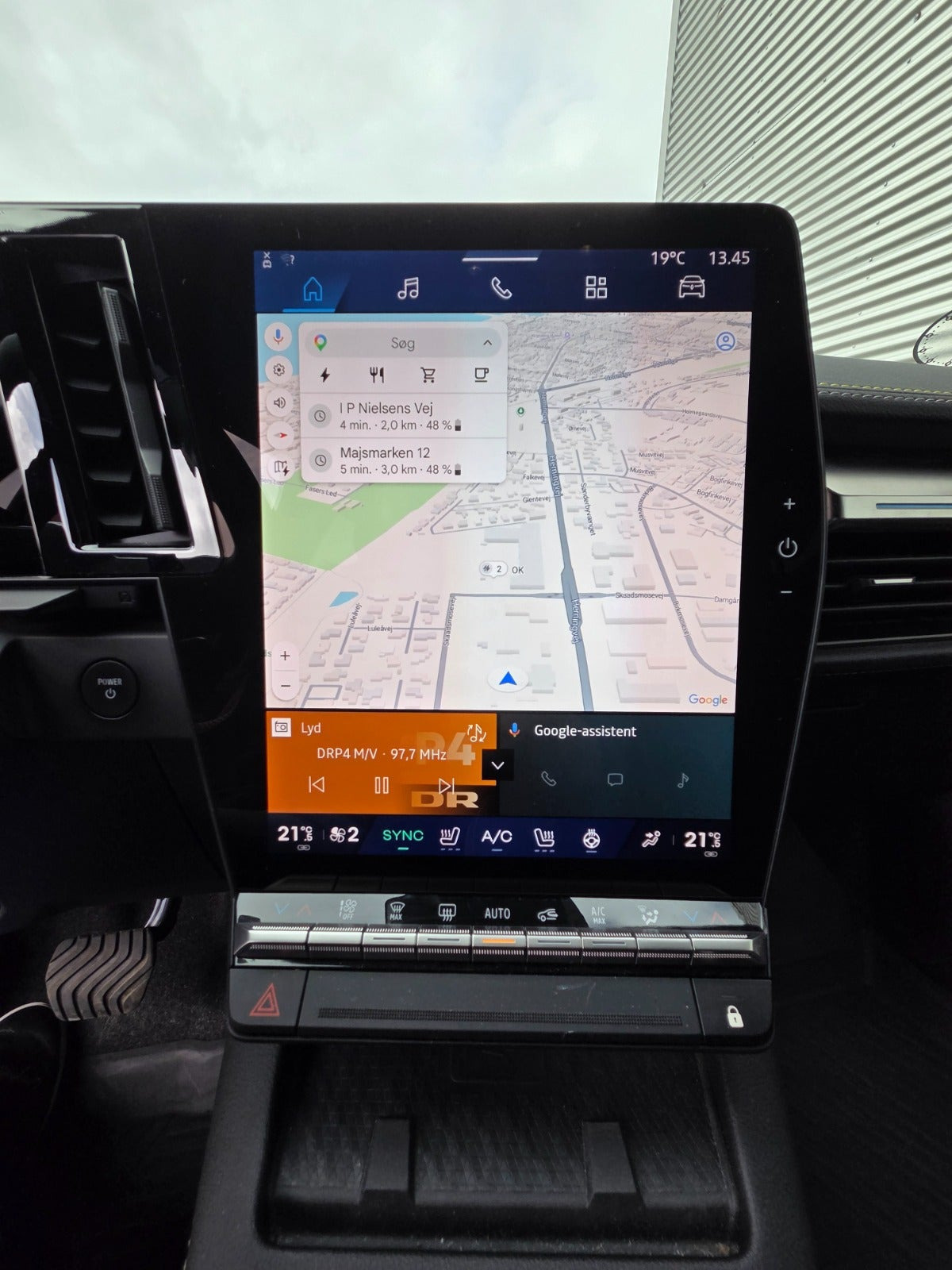 Grå Renault Scenic E-Tech fra 2025
