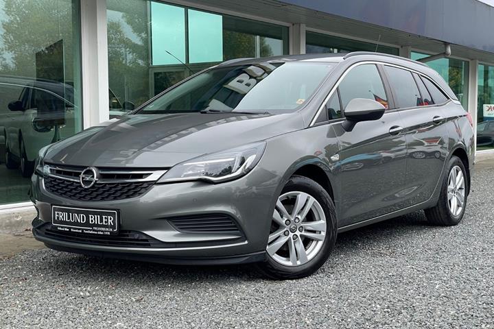 Grå Opel Astra fra 2019