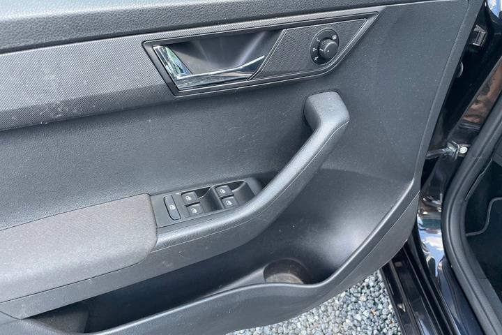 Sort Skoda Fabia fra 2019