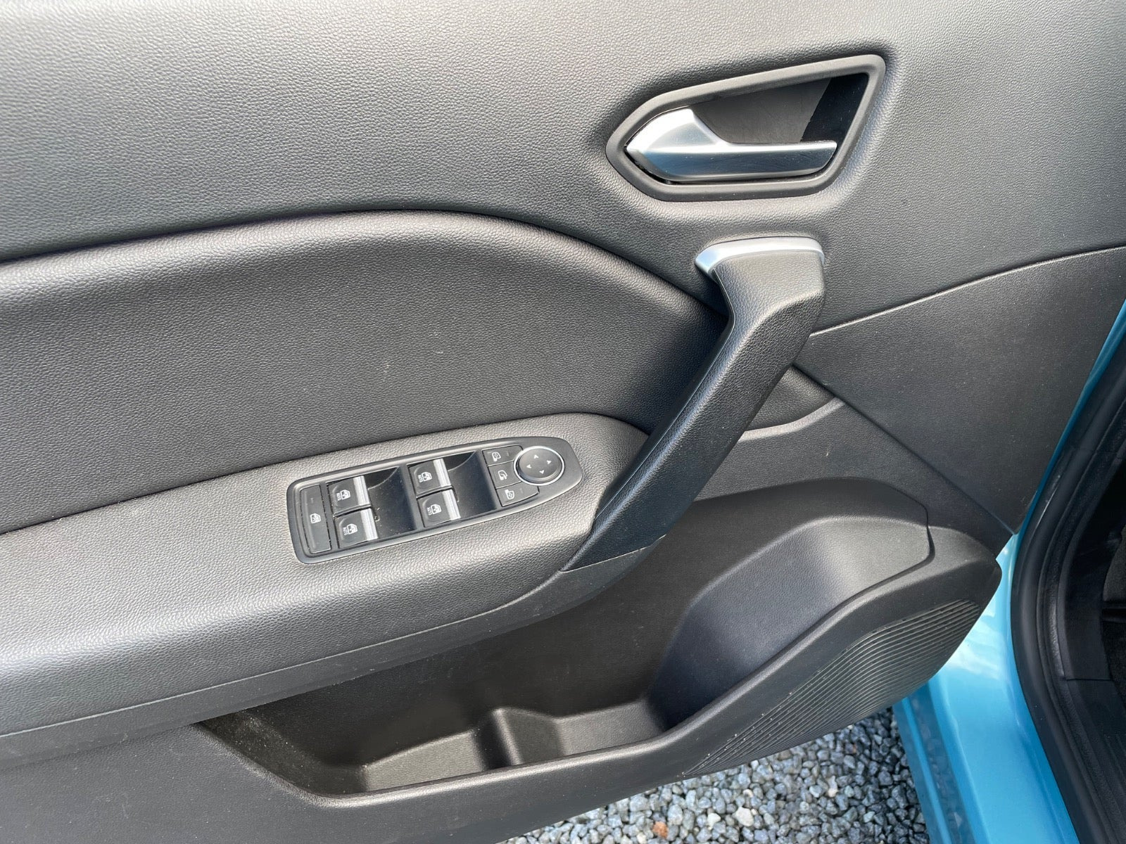 Blå Renault Captur fra 2020