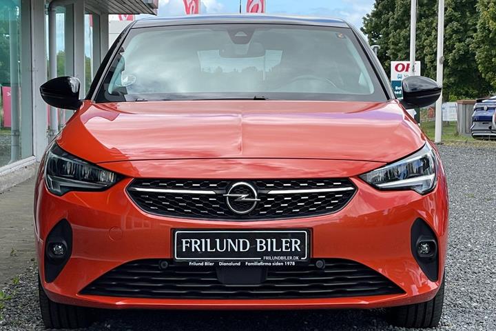 Orange Opel Corsa fra 2021
