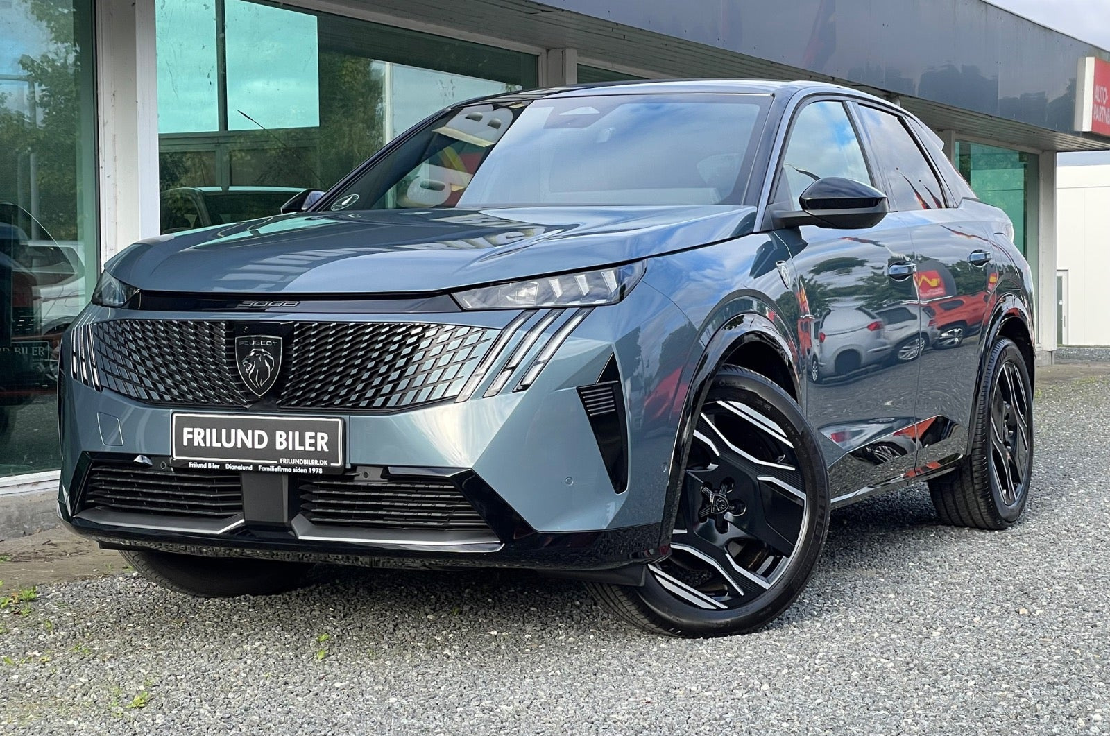 Peugeot e-3008 77 GT Pack