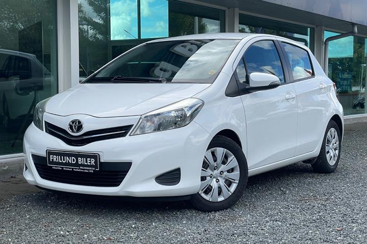 undefined Toyota Yaris fra 2011