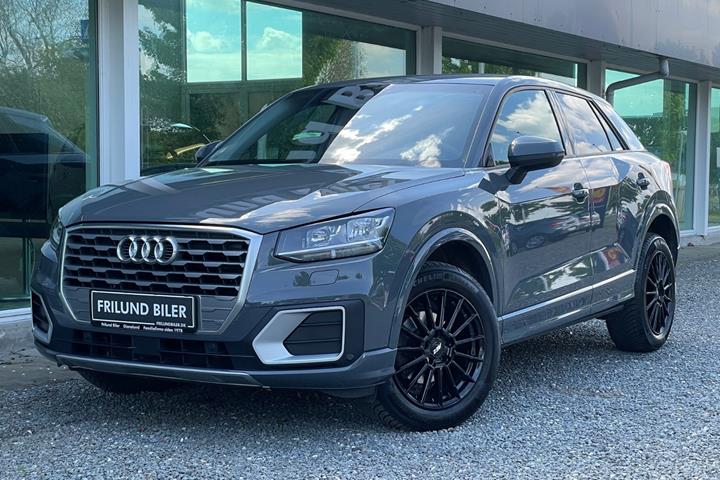 Grå Audi Q2 fra 2020
