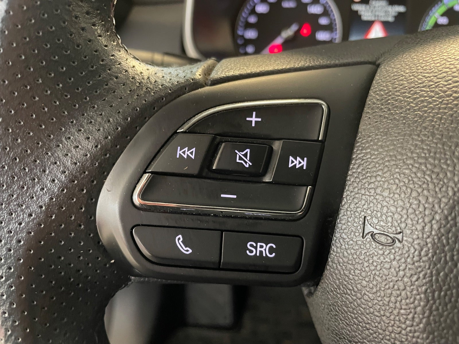 Sort MG ZS fra 2020