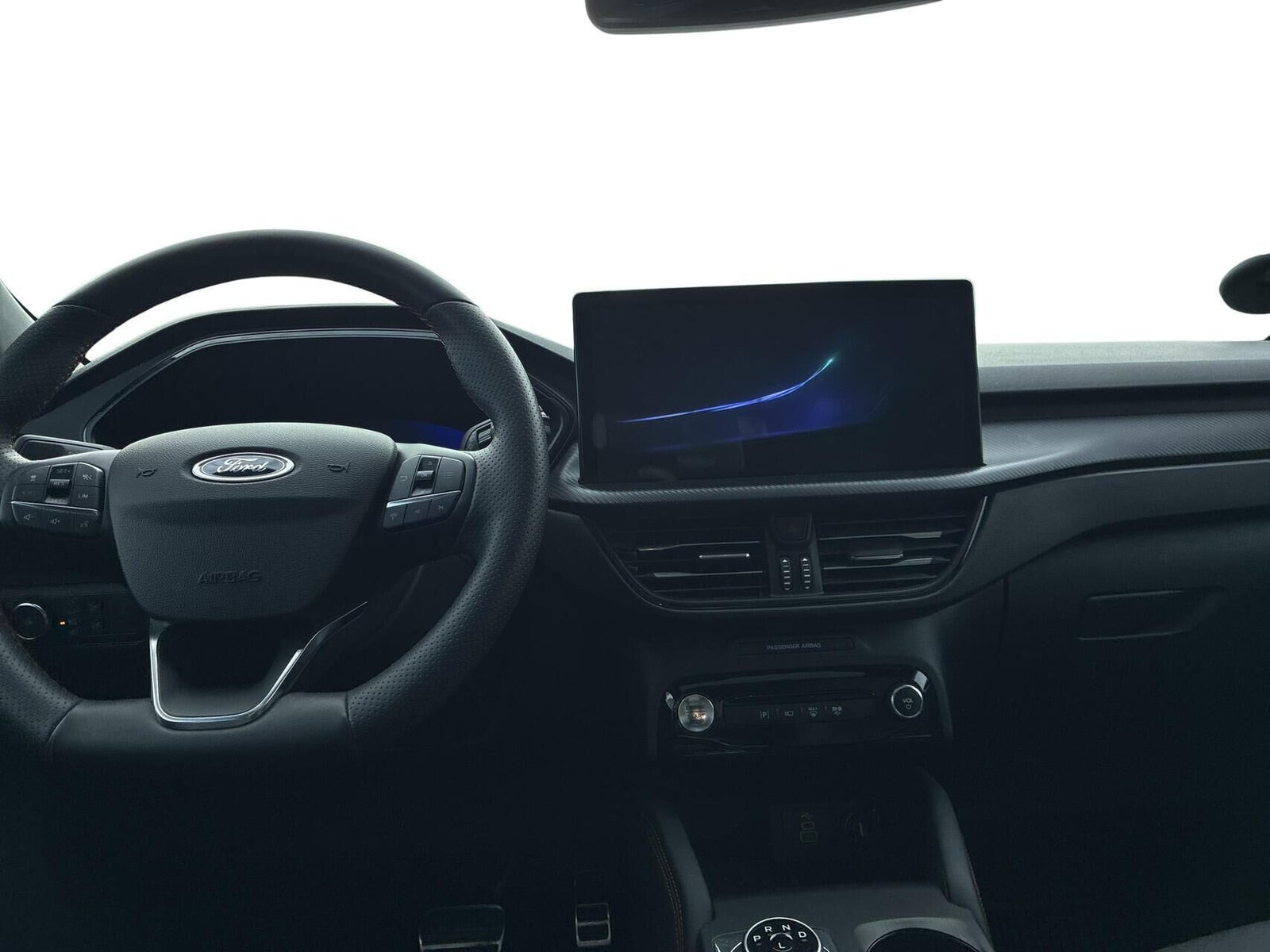 Hvid Ford Kuga fra 2024