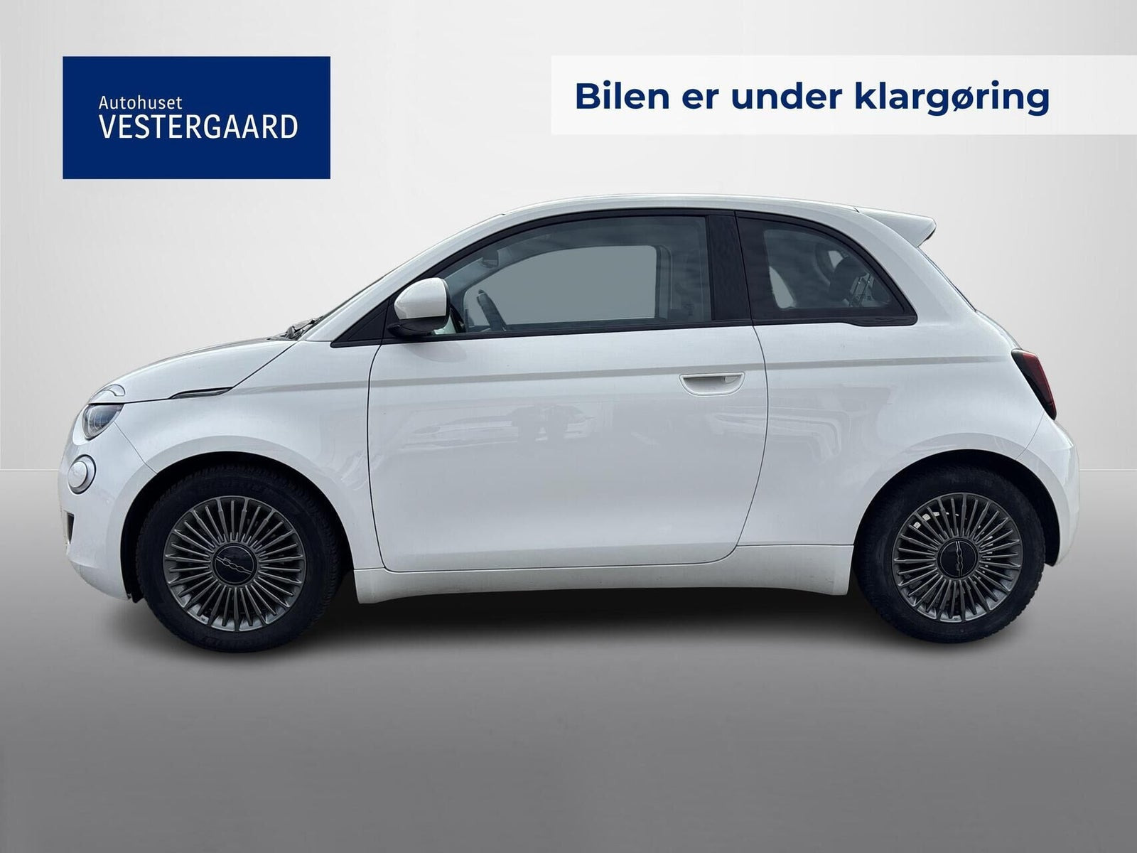 Hvid Fiat 500e fra 2022