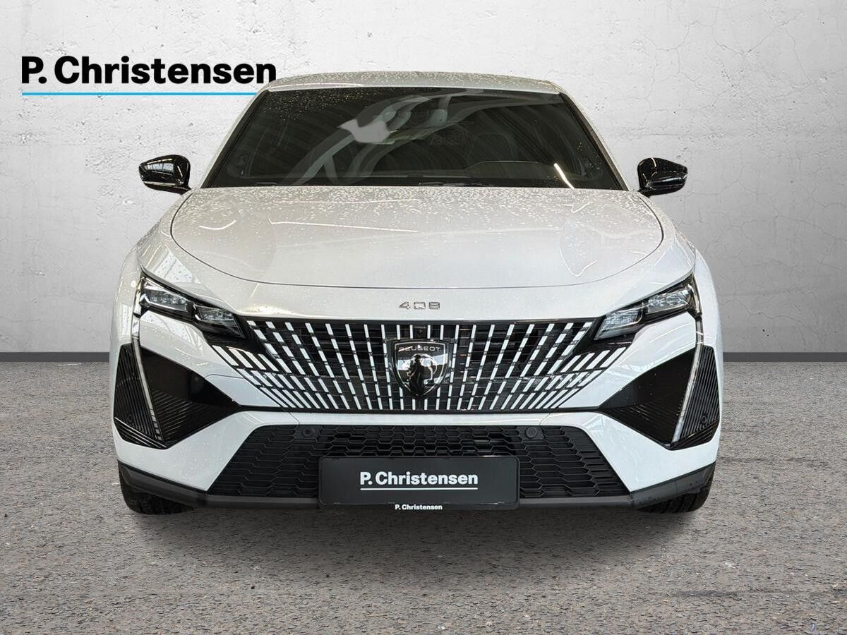 Hvid Peugeot e-408 fra 2025