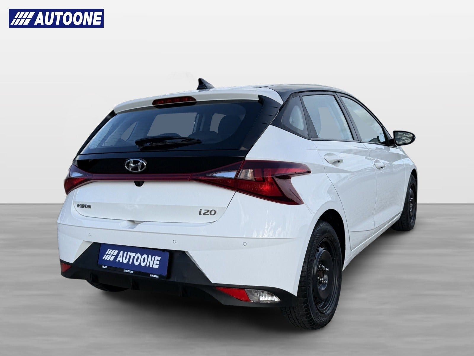 Hvid Hyundai i20 fra 2021