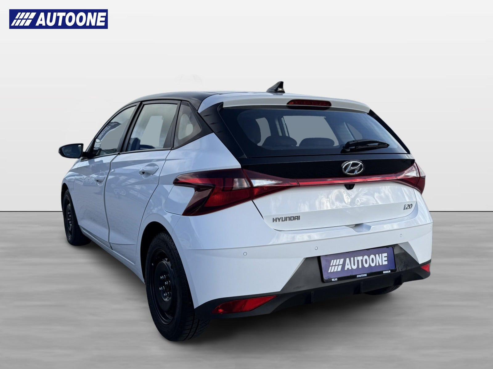 Hvid Hyundai i20 fra 2021
