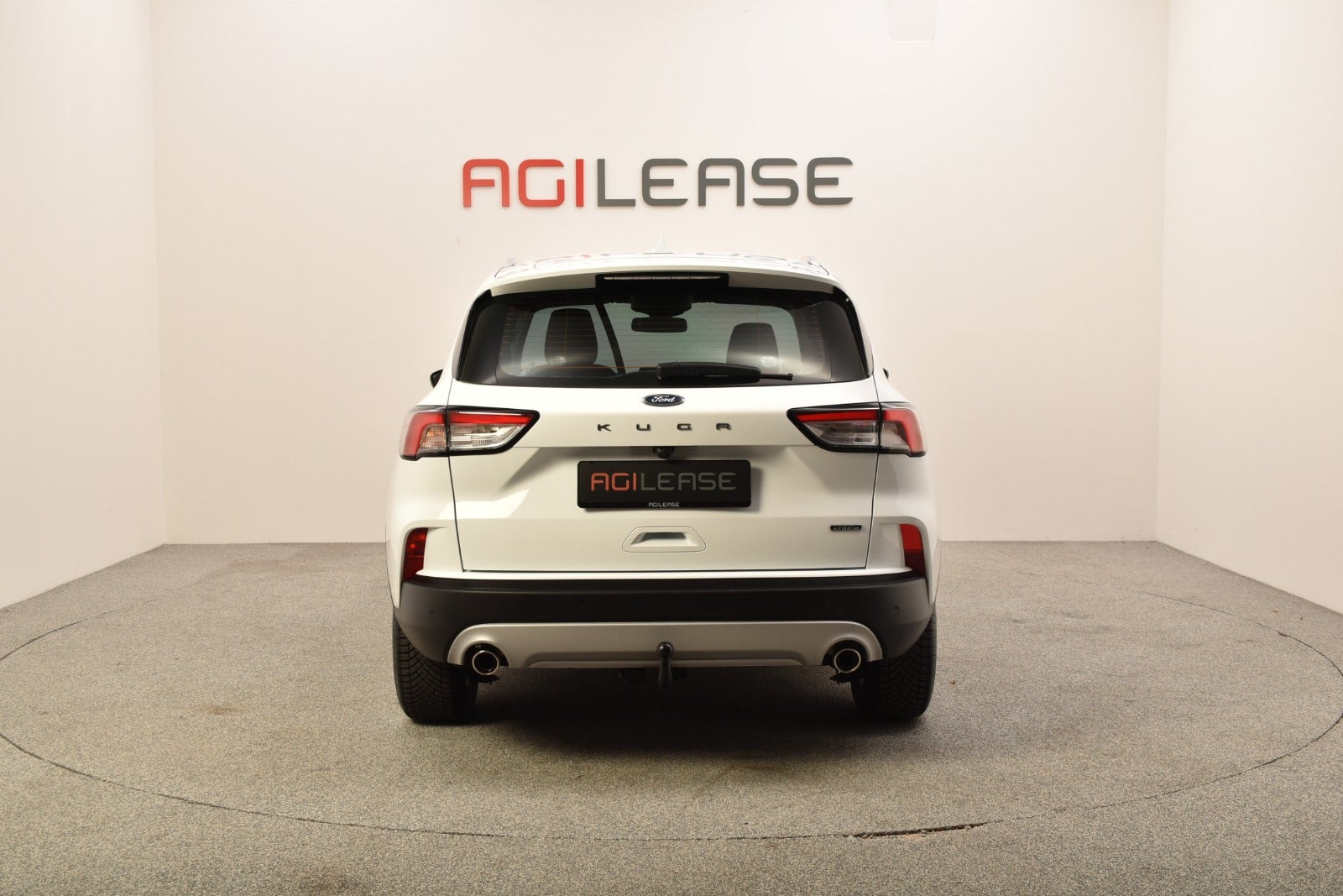 Hvid Ford Kuga fra 2022