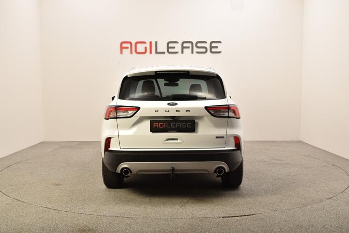 Hvid Ford Kuga fra 2022