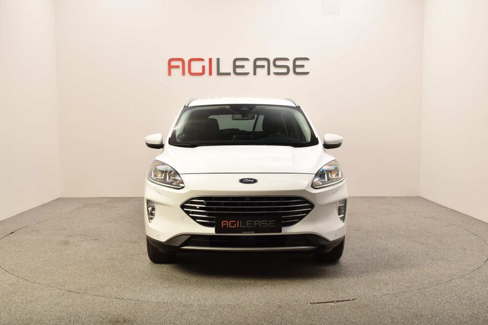 Hvid Ford Kuga fra 2022