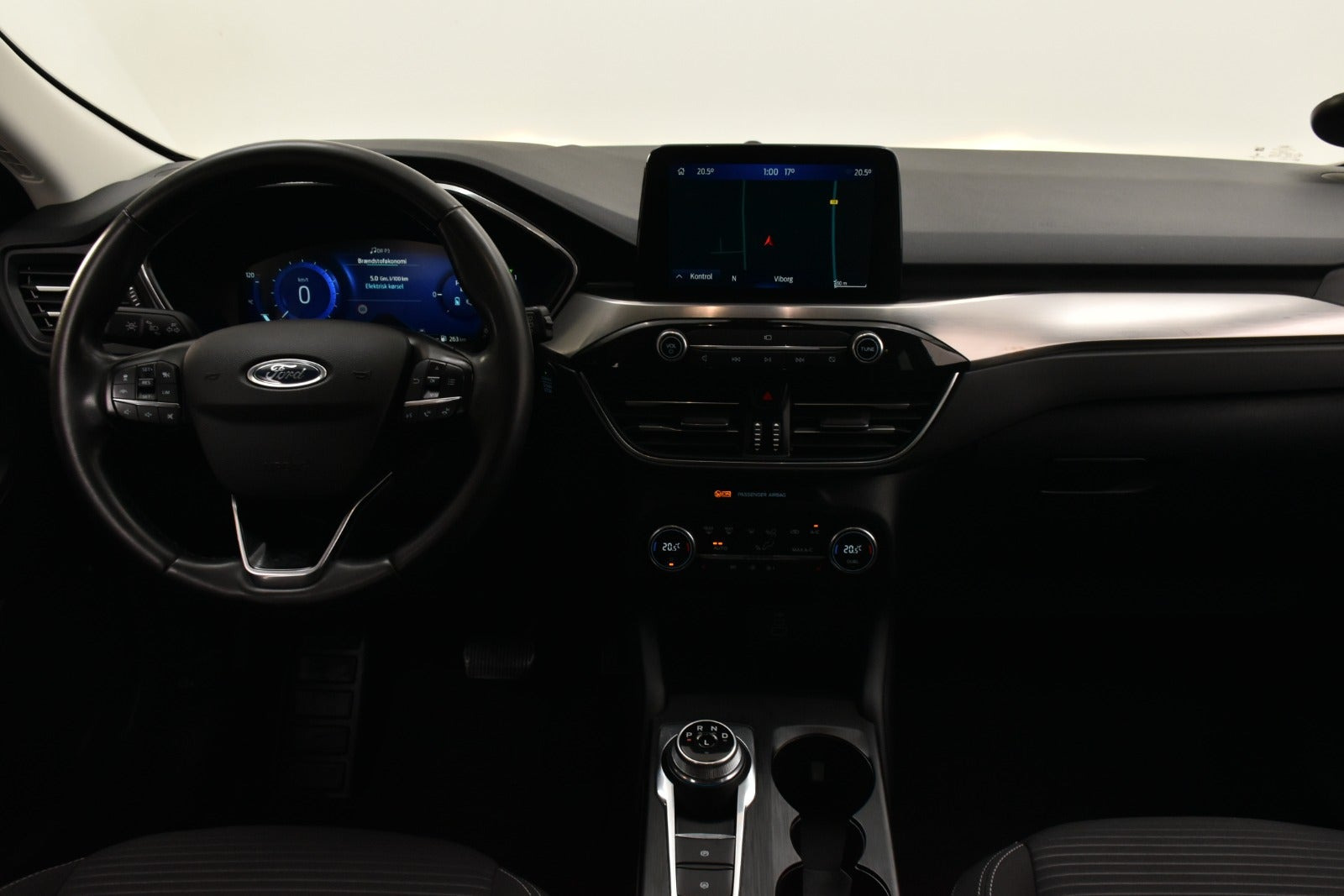 Hvid Ford Kuga fra 2022