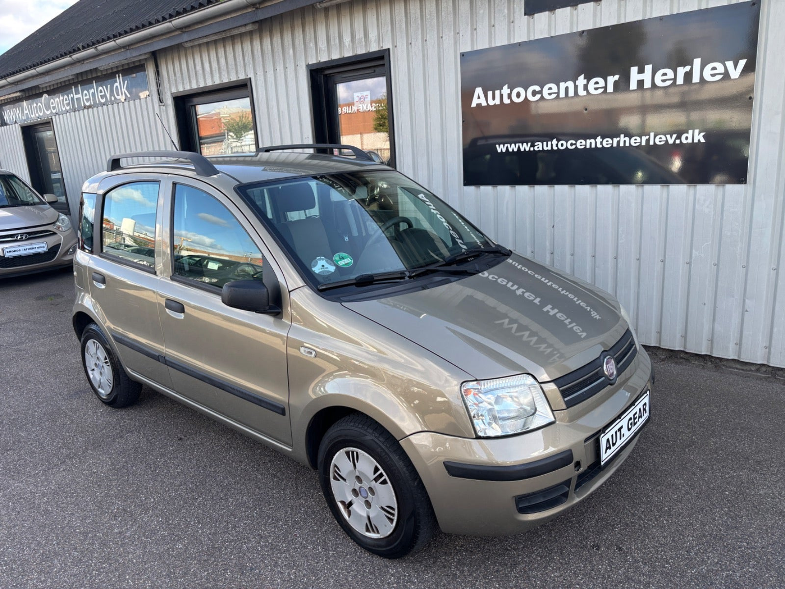 Beige Fiat Panda fra 2008