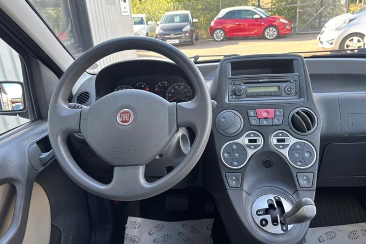 Beige Fiat Panda fra 2008