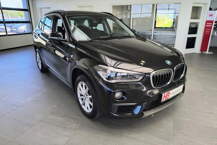 Sort BMW X1 fra 2019