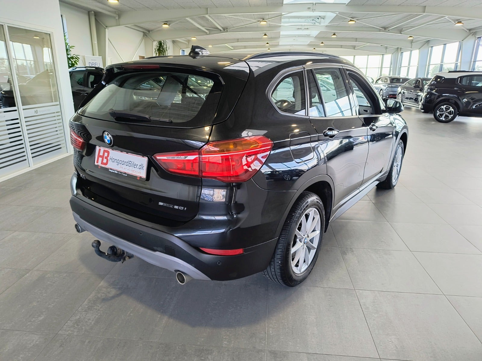 Sort BMW X1 fra 2019
