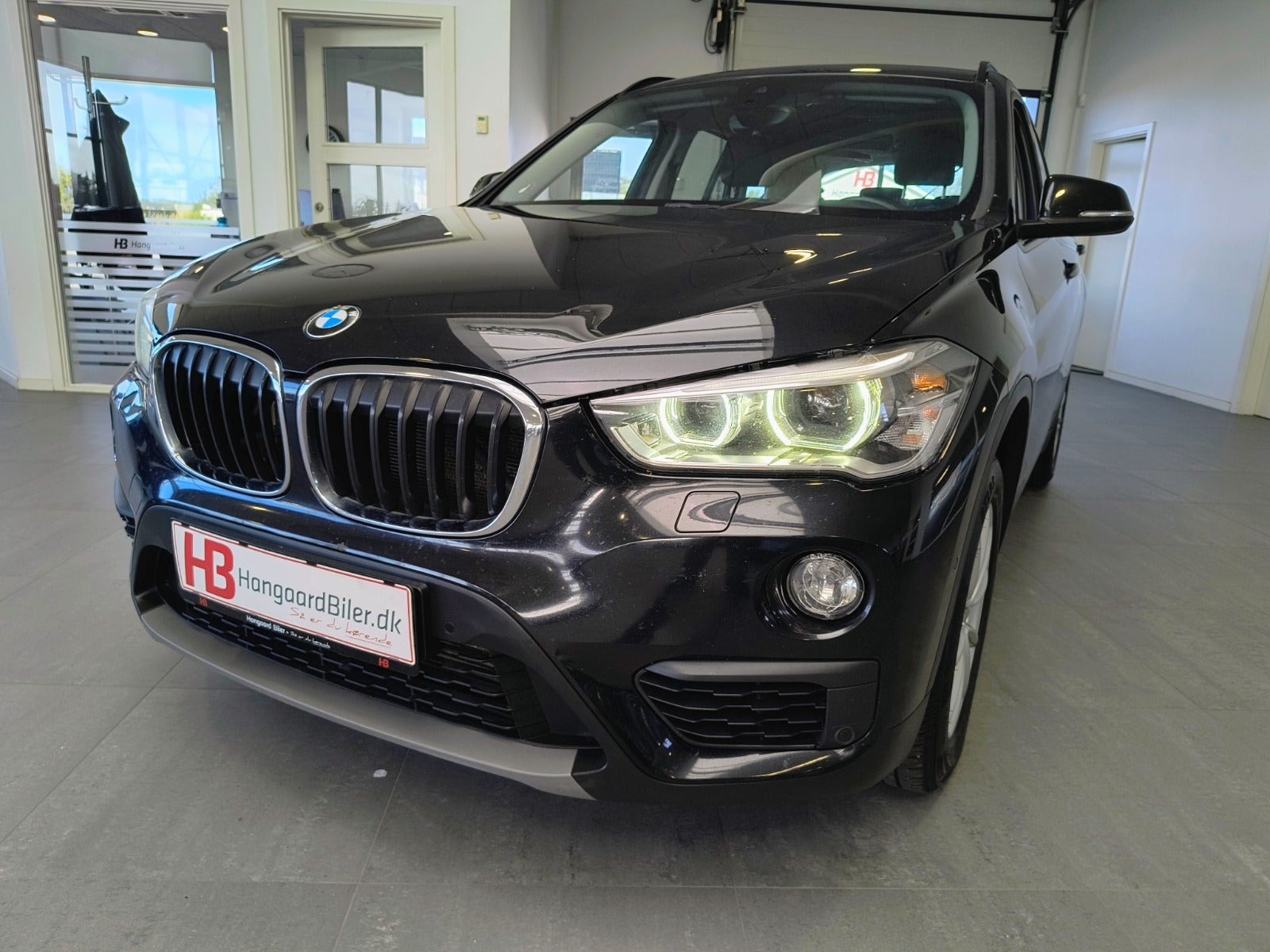 Sort BMW X1 fra 2019