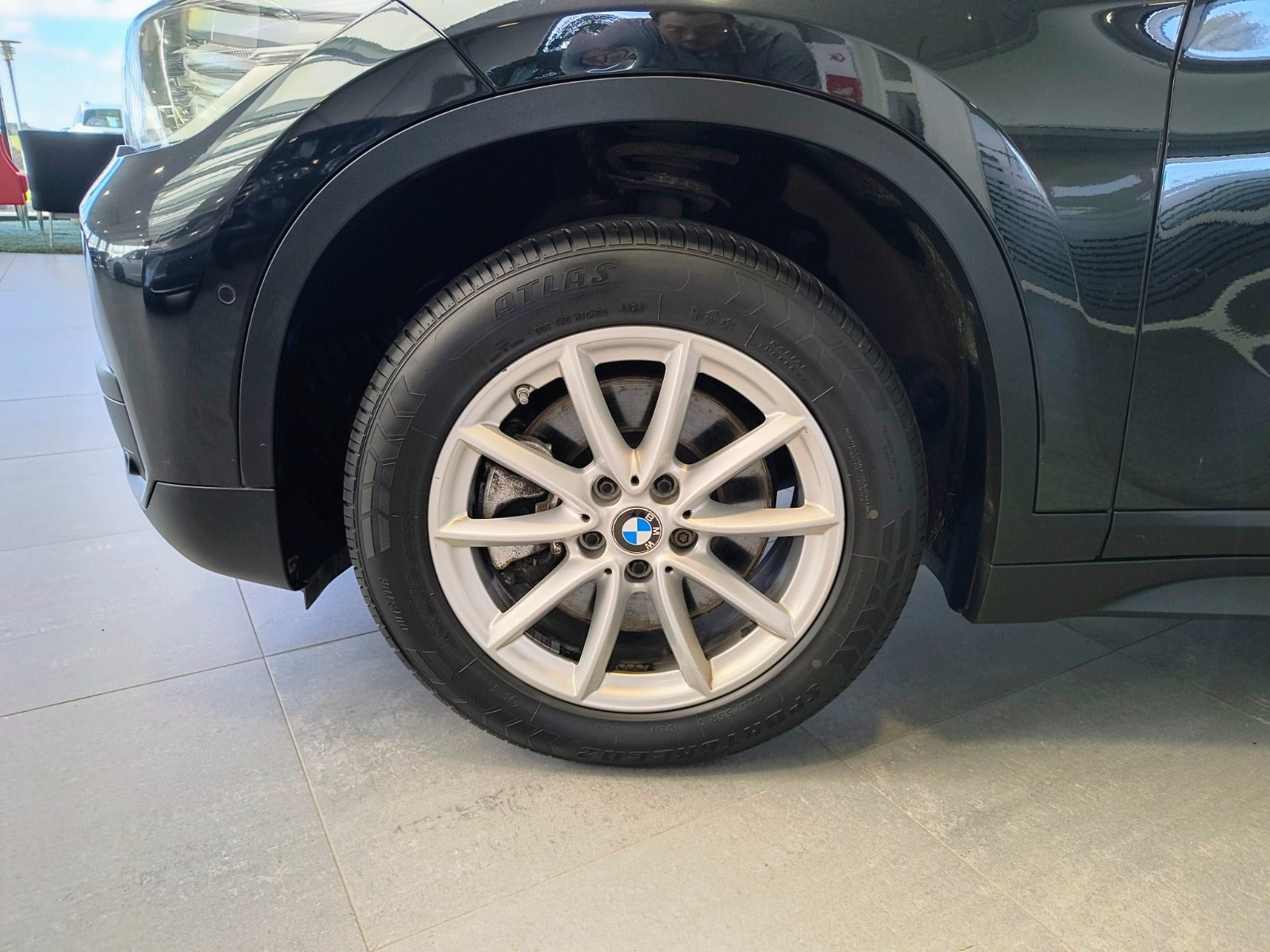 Sort BMW X1 fra 2019