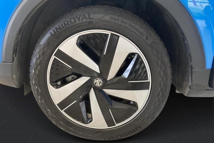 Blå MG ZS fra 2020