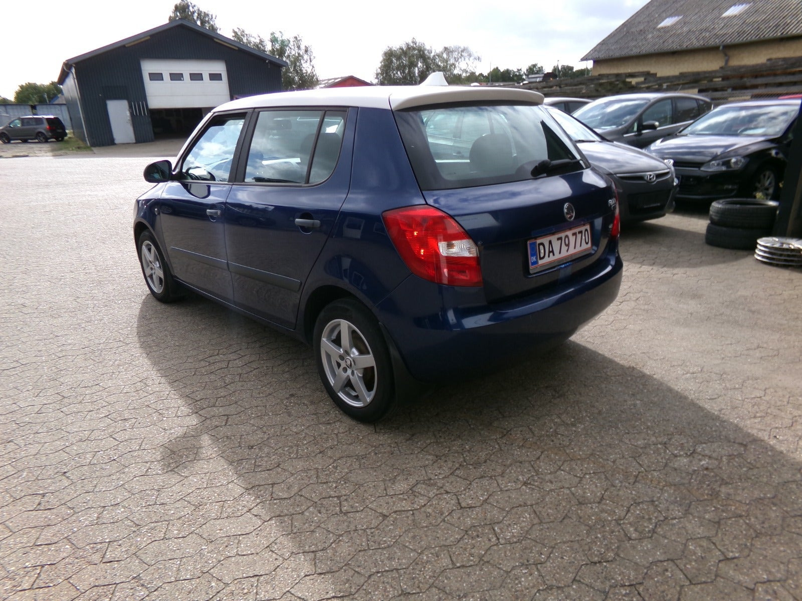 Blå Skoda Fabia fra 2007