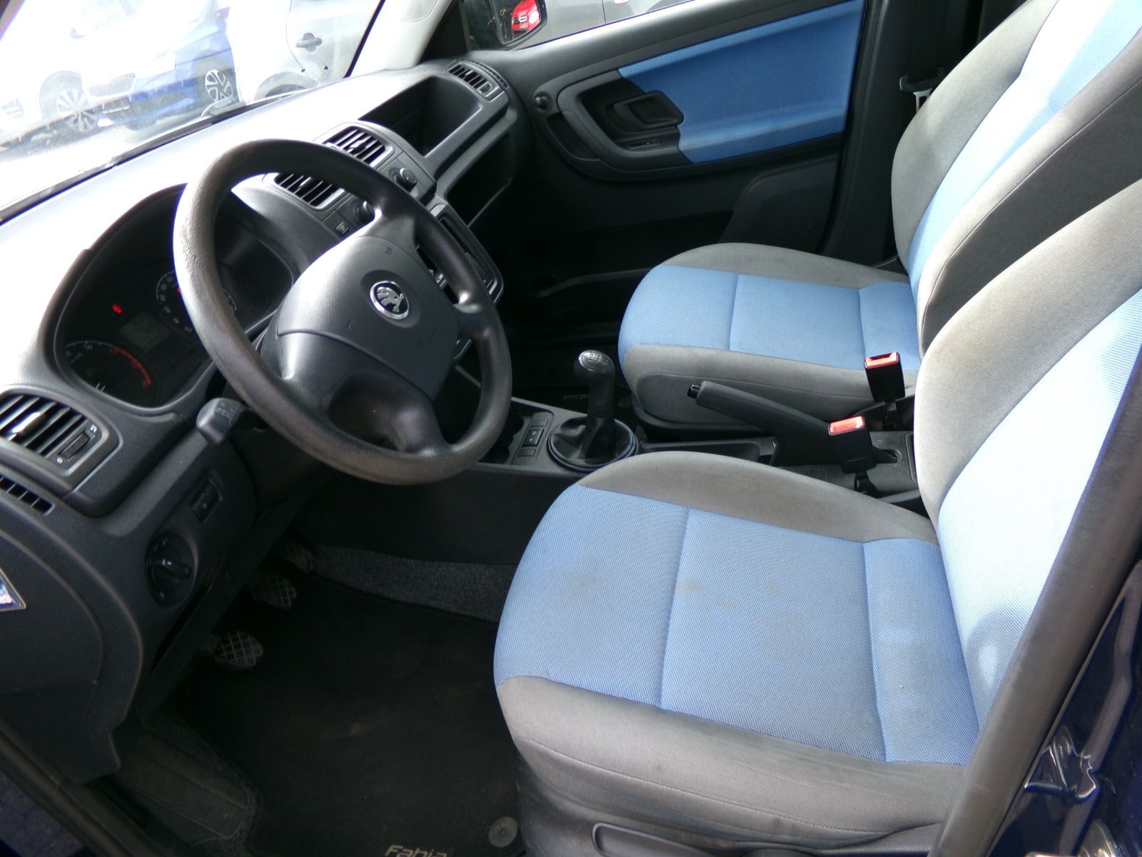 Blå Skoda Fabia fra 2007