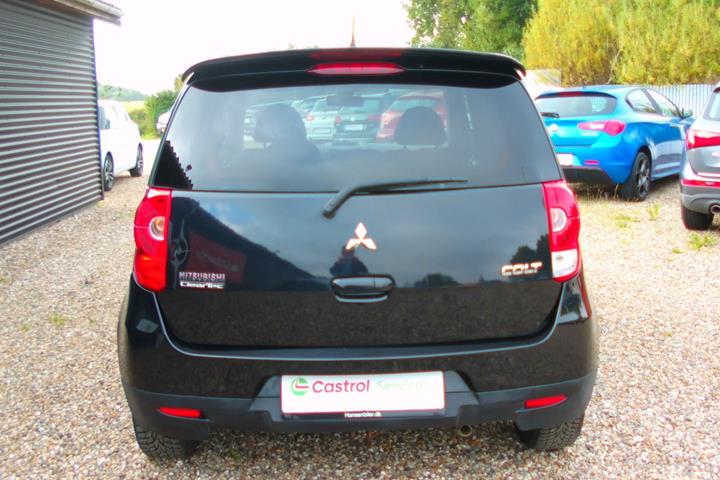Sort Mitsubishi Colt fra 2010