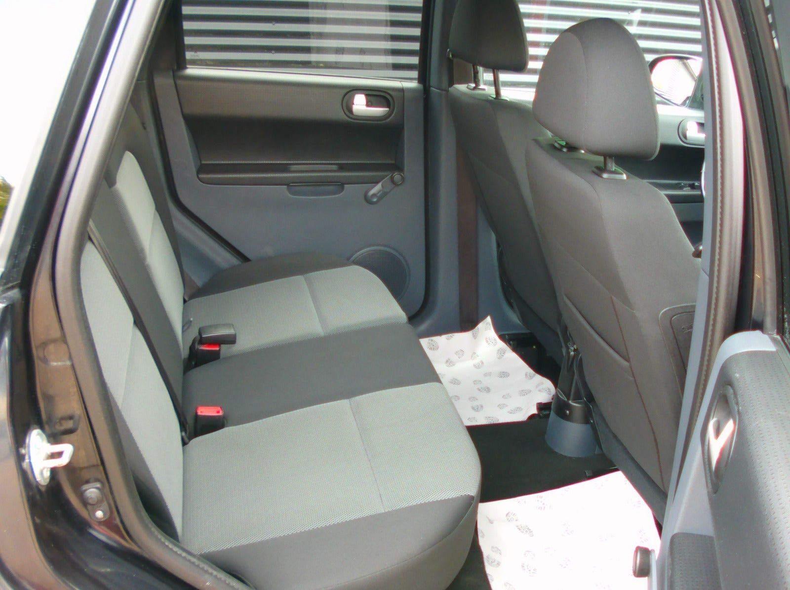 Sort Mitsubishi Colt fra 2010