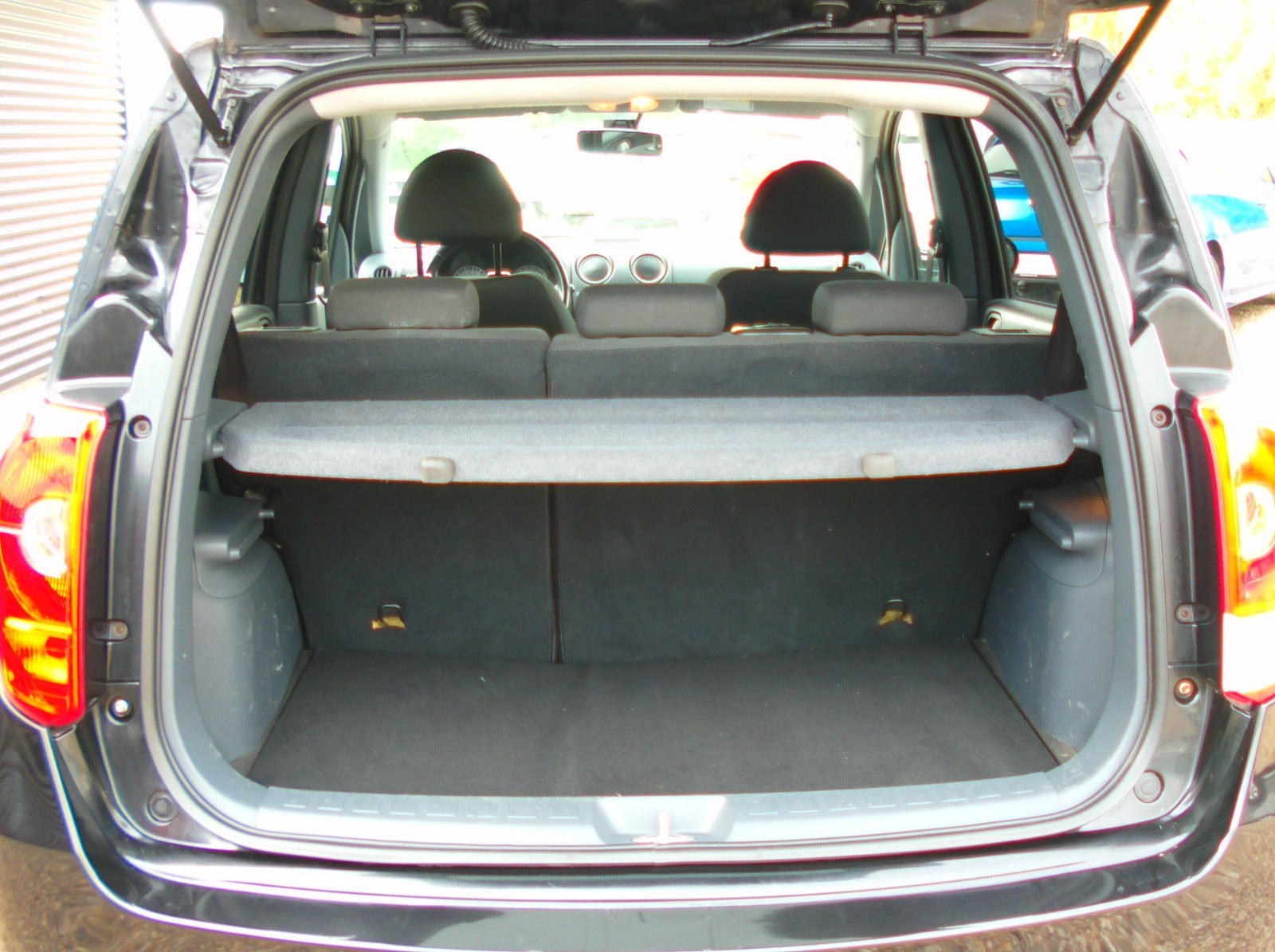 Sort Mitsubishi Colt fra 2010