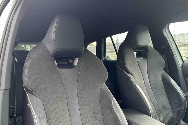 Grøn Skoda Enyaq fra 2022